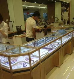 我厂生产精品钛合金展柜,手机精品柜台珠宝精品柜台仓储货